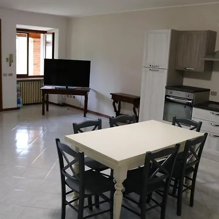 Foresto Apartment Volta Mantovana